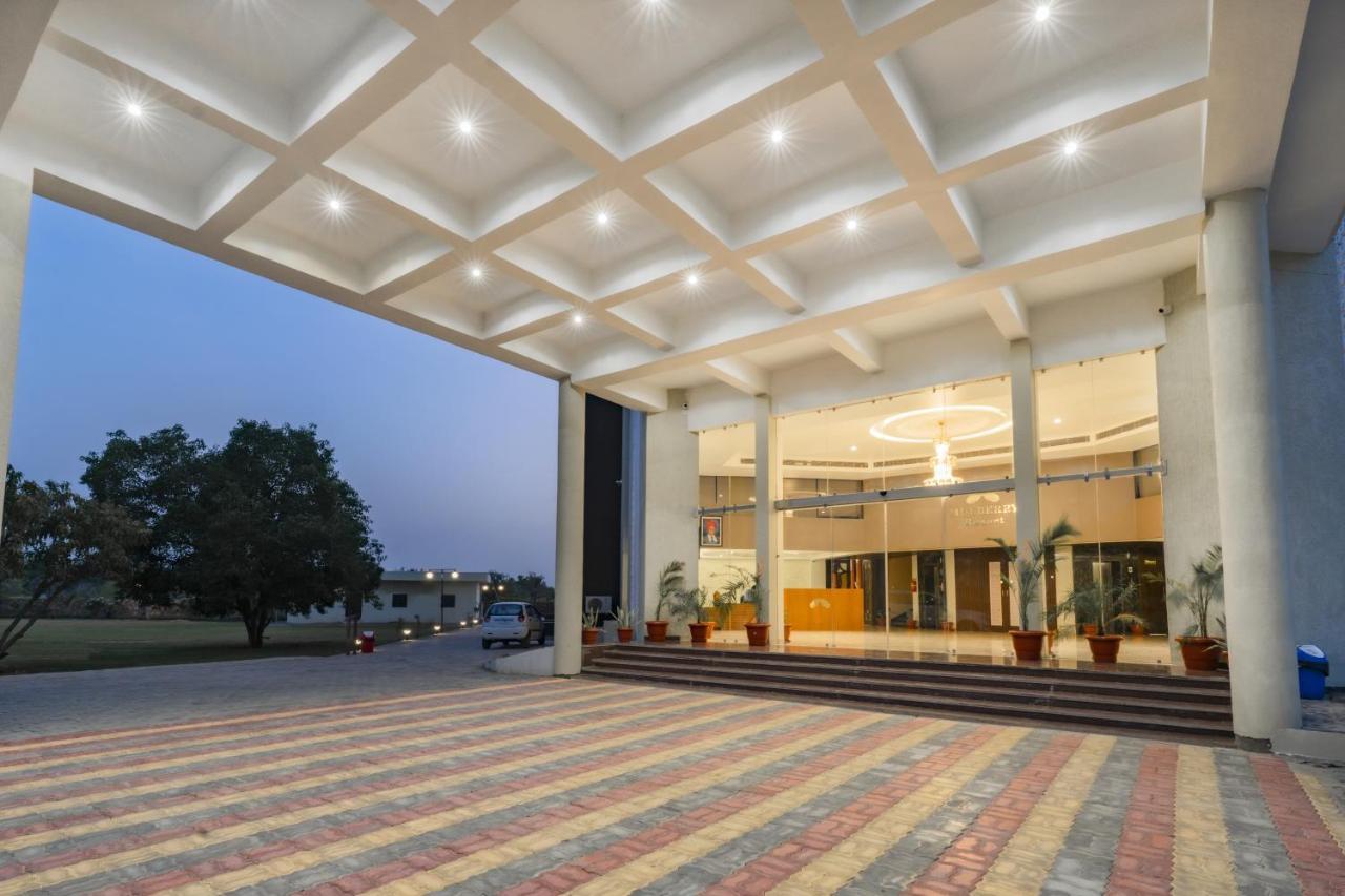 Bamboo Saa Mulberry Resort Pushkar Bagian luar foto