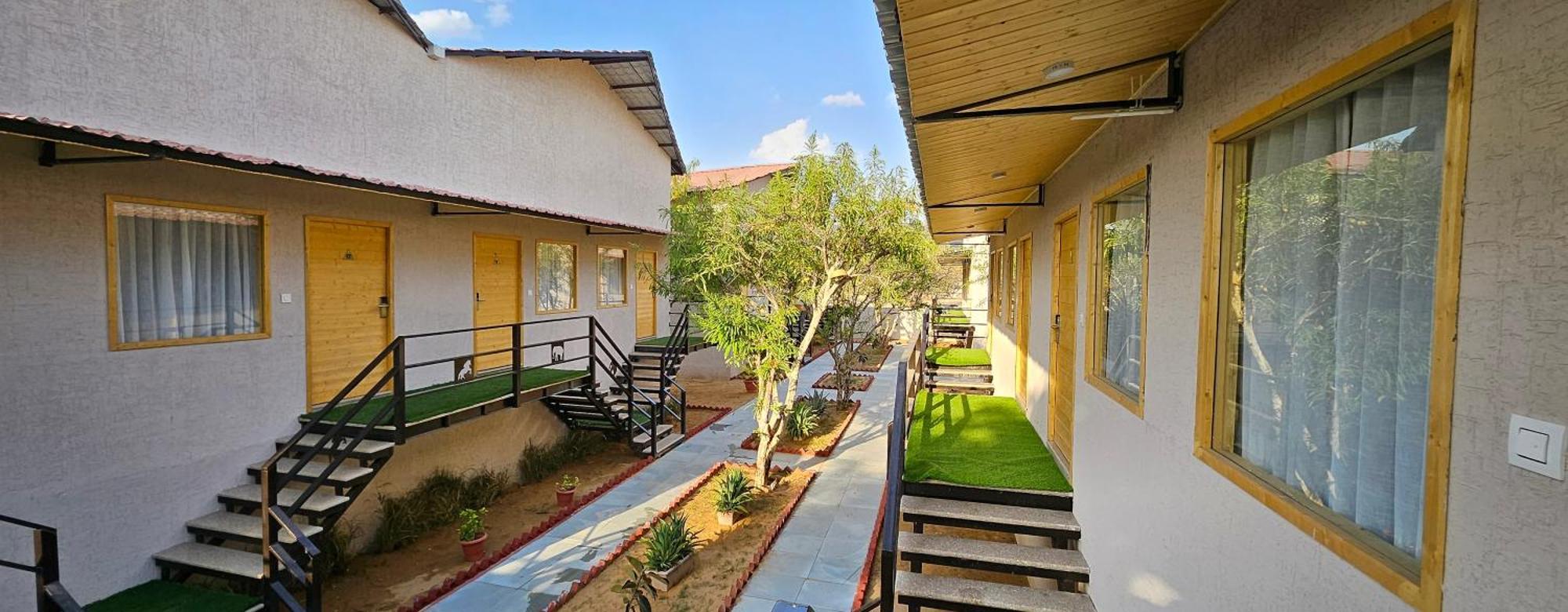 Bamboo Saa Mulberry Resort Pushkar Bagian luar foto