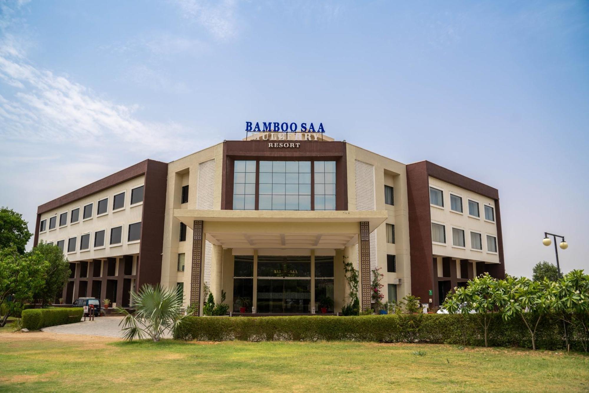 Bamboo Saa Mulberry Resort Pushkar Bagian luar foto