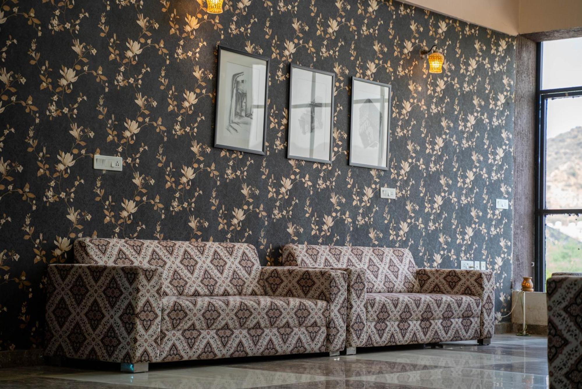 Bamboo Saa Mulberry Resort Pushkar Bagian luar foto