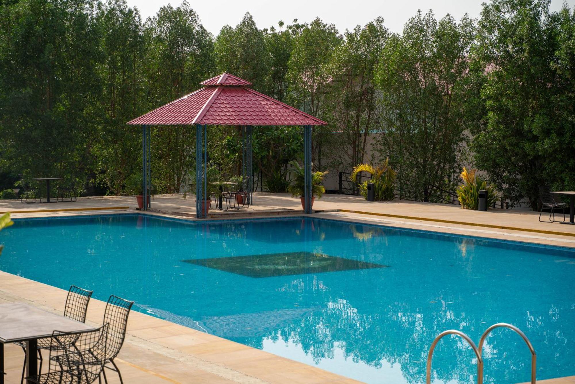Bamboo Saa Mulberry Resort Pushkar Bagian luar foto